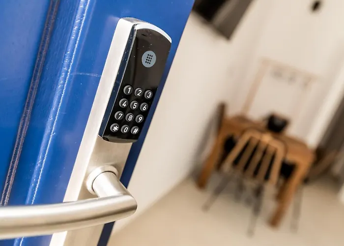 Apartment Anamnisi House